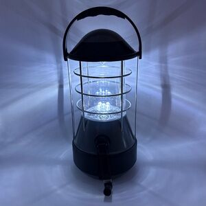 HAND-CRANK LANTERN - 5 EXTRA-LARGE LED BULBS - NO BATTERIES NEEDED
